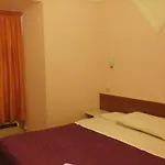 Merulana Star 3* רומא