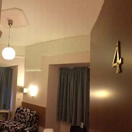 Merulana Star Rome