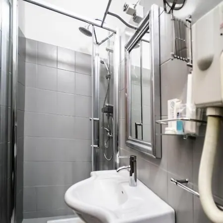 Merulana Star 3* Rome